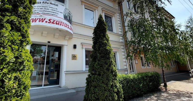 Фото Tisza Alfa Hotel