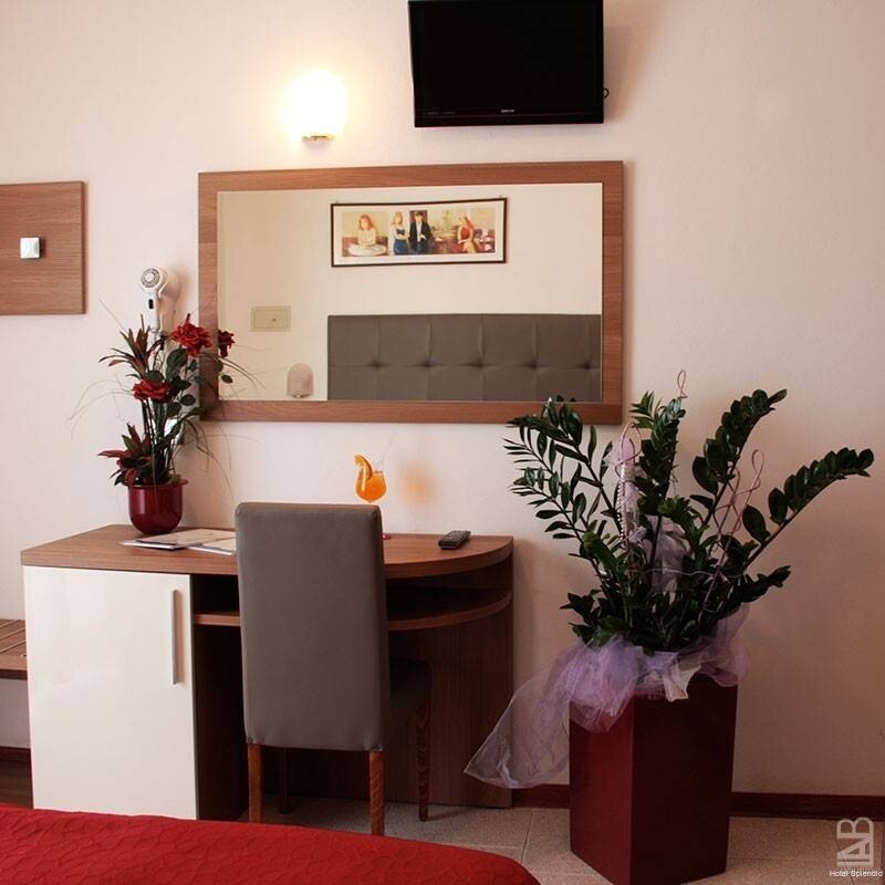 Фото Hotel Splendid