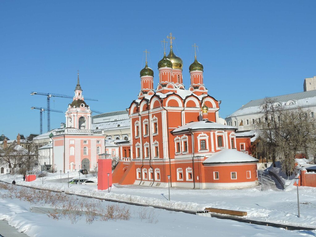 Знаменский монастырь москва