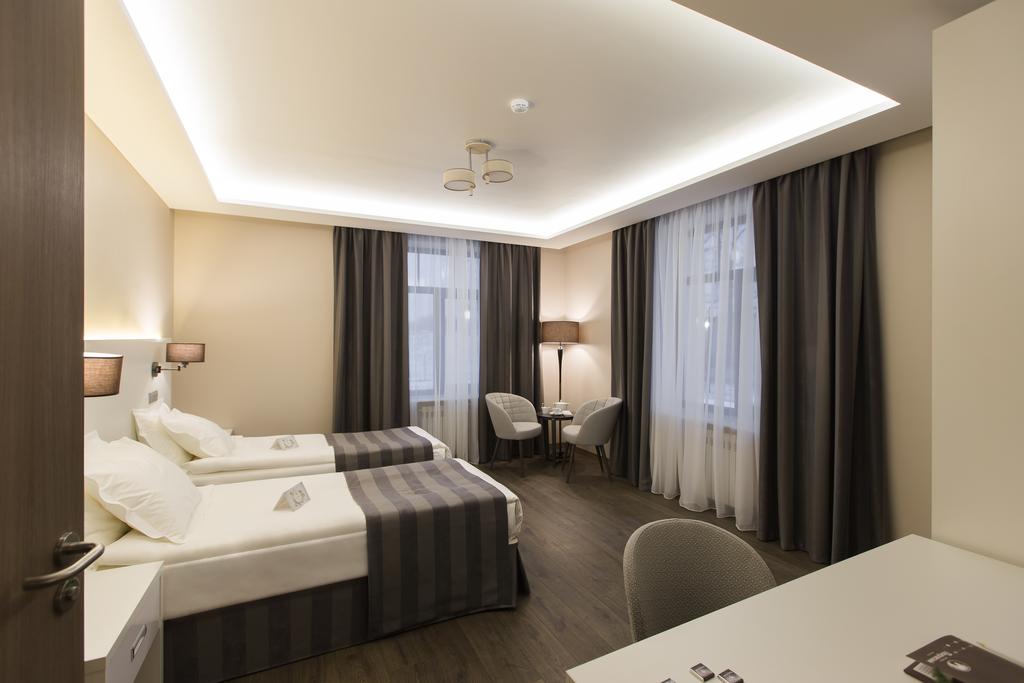 Фото отеля 2