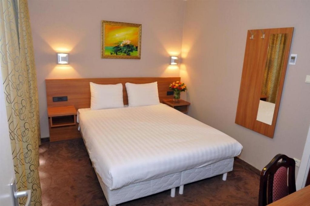 Фото Dutch Design Hotel Vondelpark