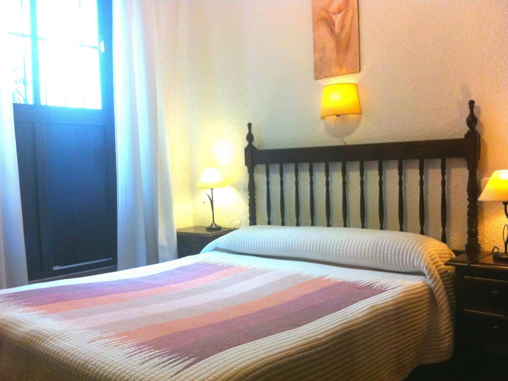 Фото Pensión La Giraldilla