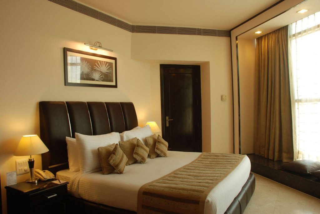 Фото Hotel Shanti Palace