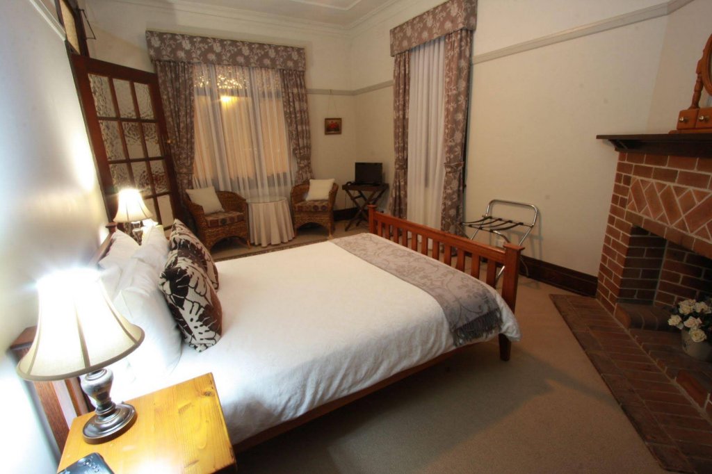 Фото The Bank Guesthouse