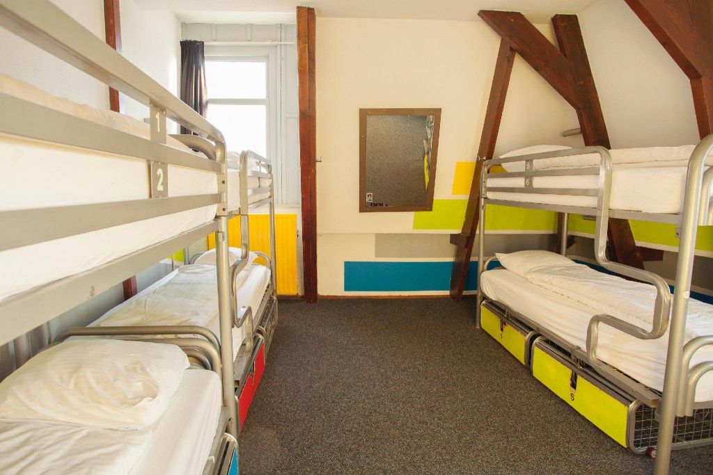 Фото The Flying Pig Downtown