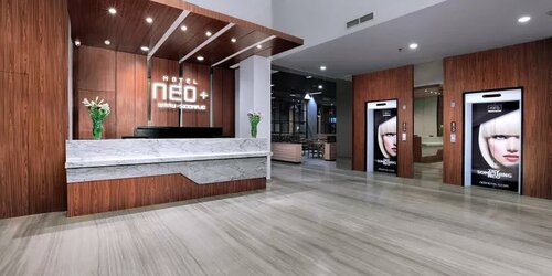 Отель Neo+ Waru Sidoarjo