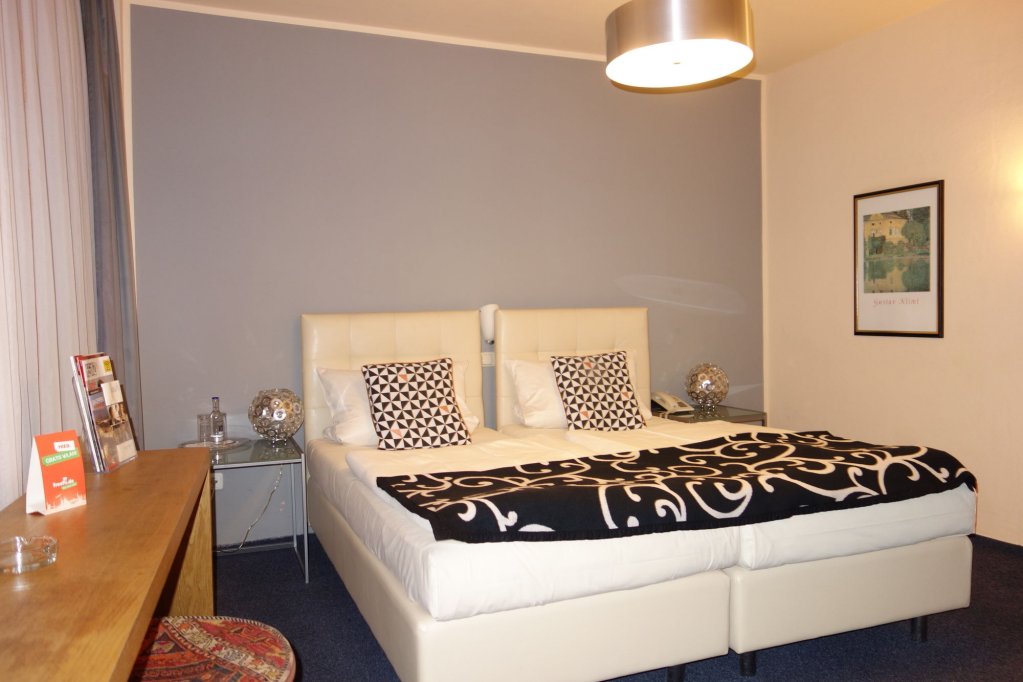 Фото B&b Hotel Dortmund-City