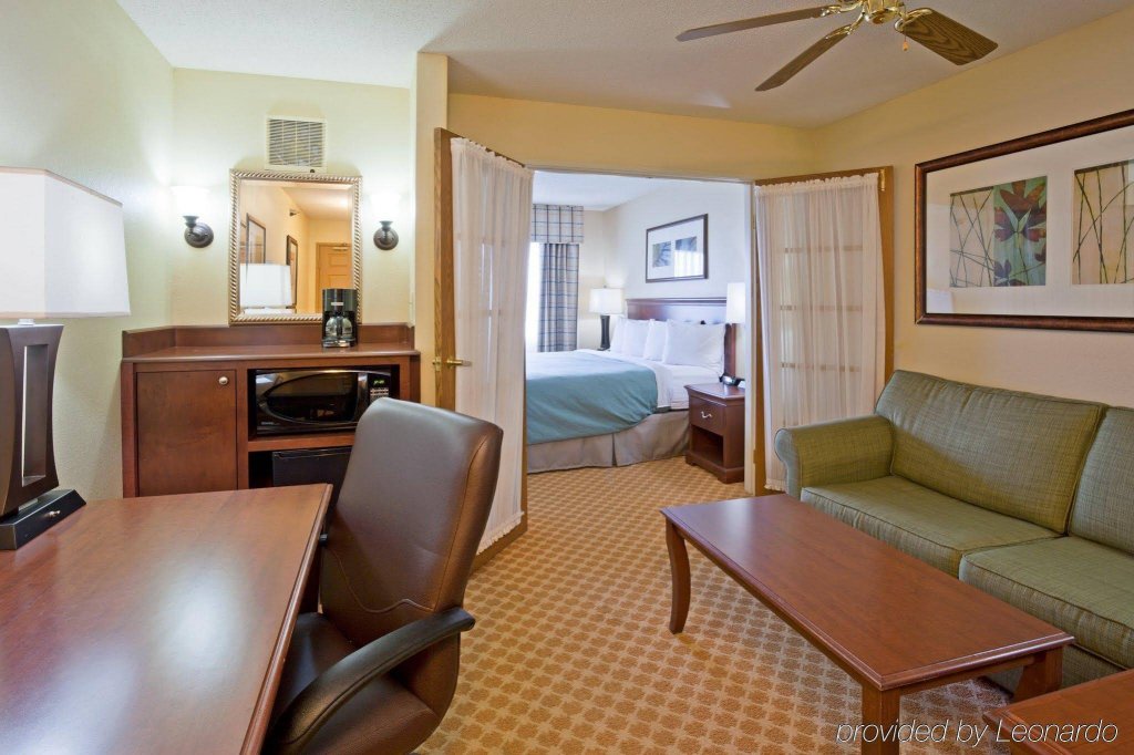 Фото Country Inn & Suites by Radisson, Rochester, Mn