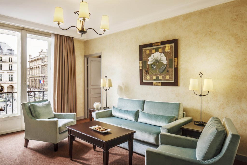 Фото Hôtel du Louvre