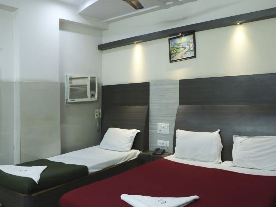 Фото Hotel Sai National
