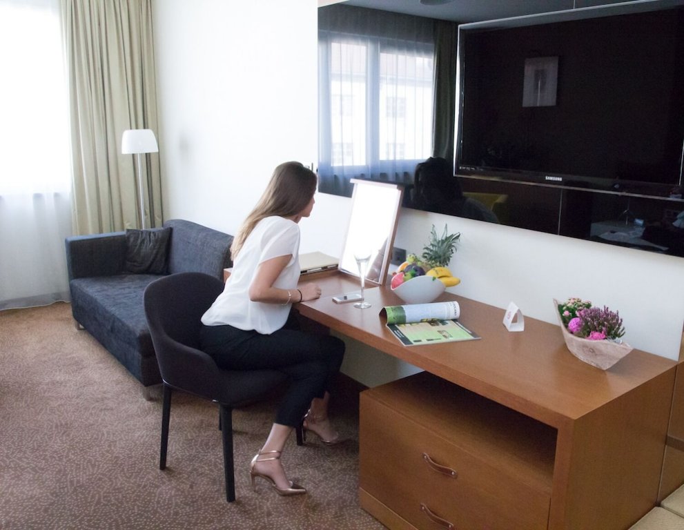 Фото Hotel Mikado - Nitra