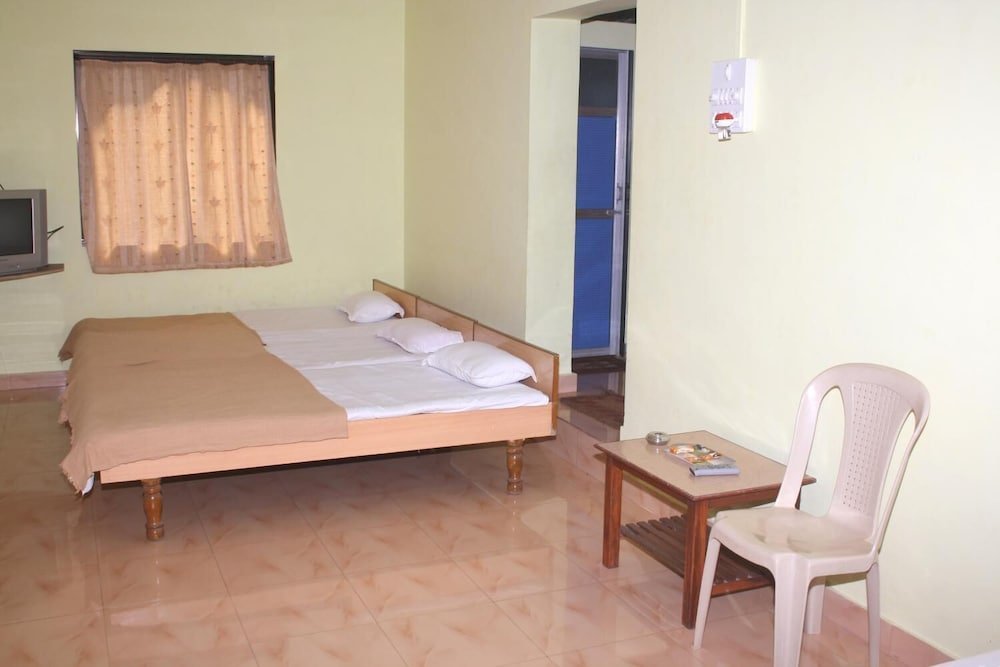 Фото Nisarg Resort