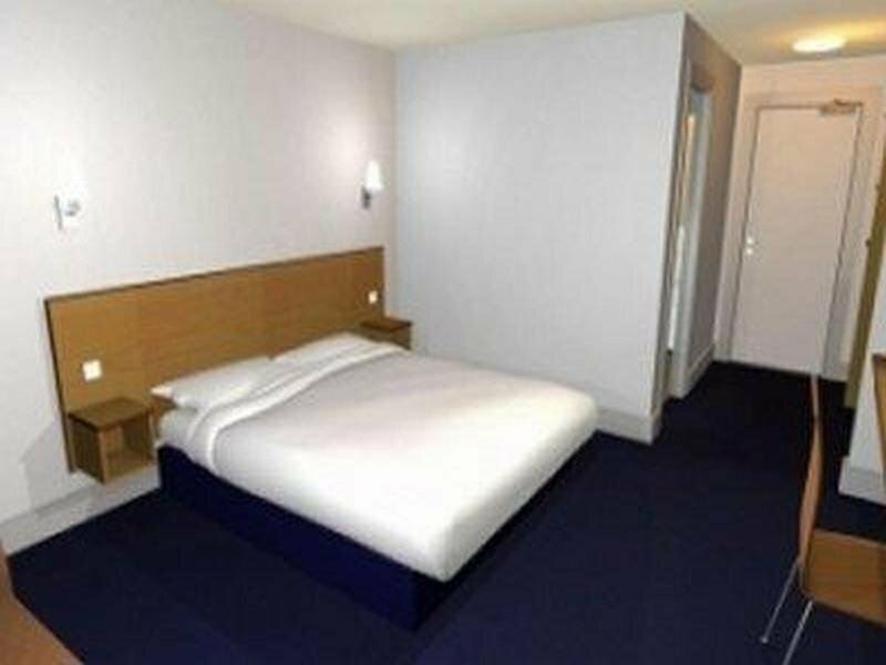 Гостиница Travelodge Leeds Central Vicar Lane в Лидсе