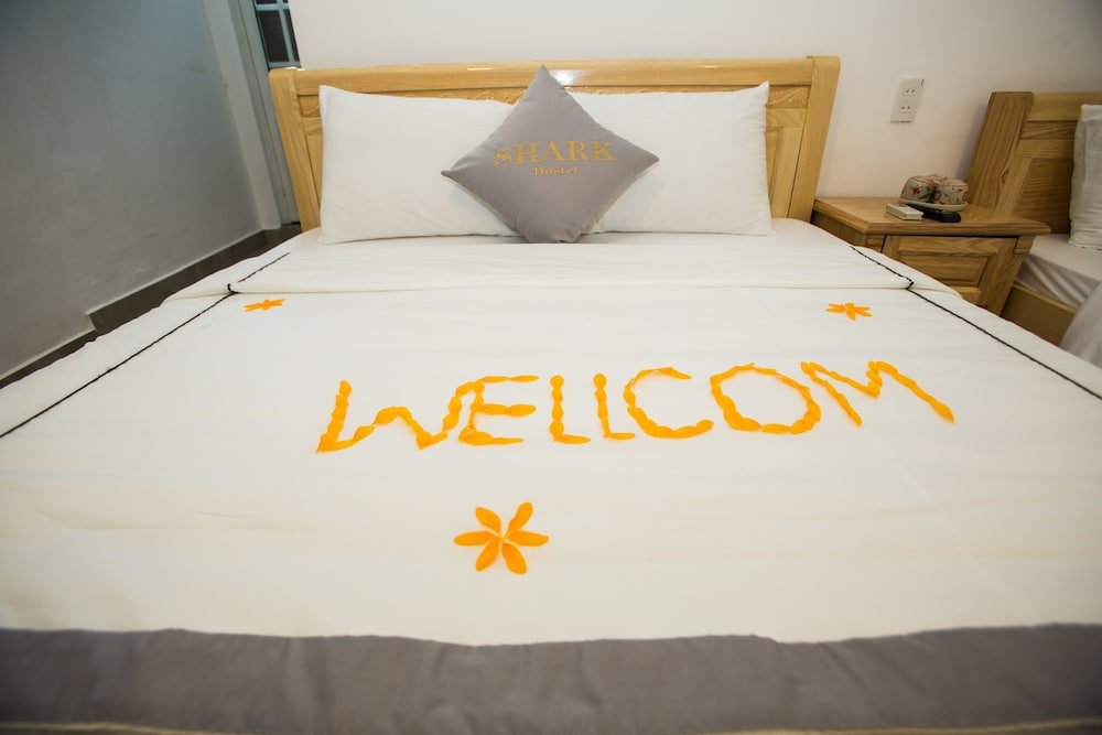 Фото Shark Hotel - Hostel