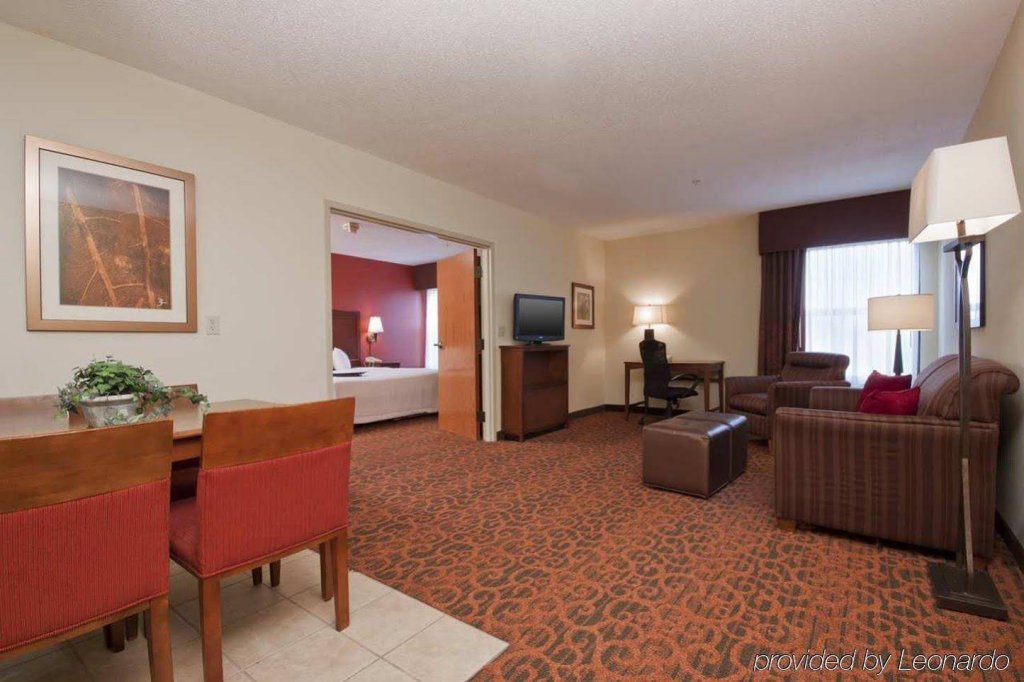 Фото Hampton Inn Grand Rapids-North