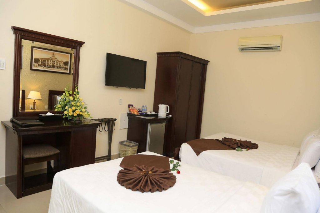 Фото Ambassador Hotel Saigon