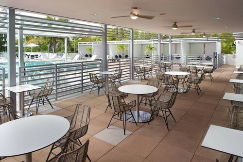 Гостиница Courtyard Miami Coconut Grove в Майами