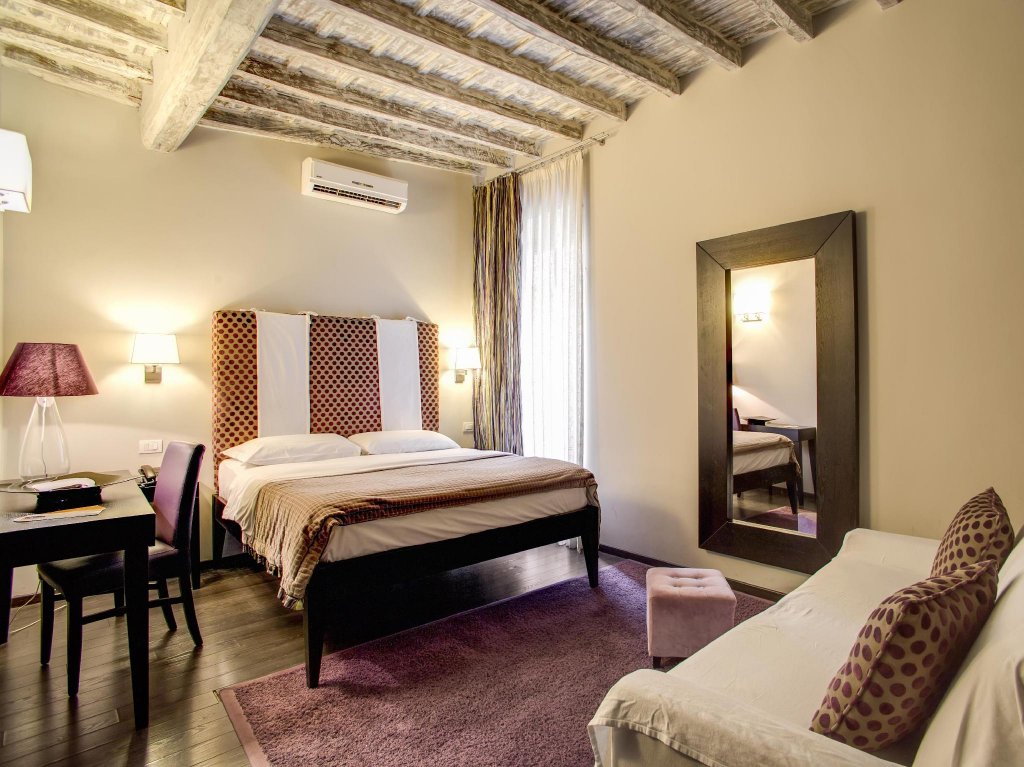 Фото Trevi Beau Boutique Hotel