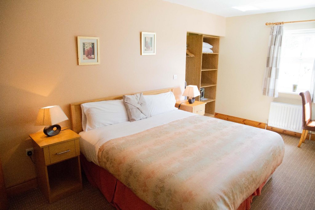 Фото Groarty House & Manor B&b