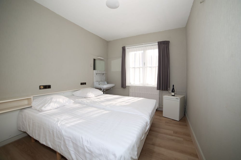 Фото Hotel Gaudi