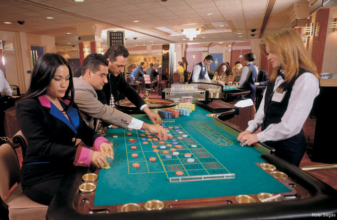 Фото Hotel Segas