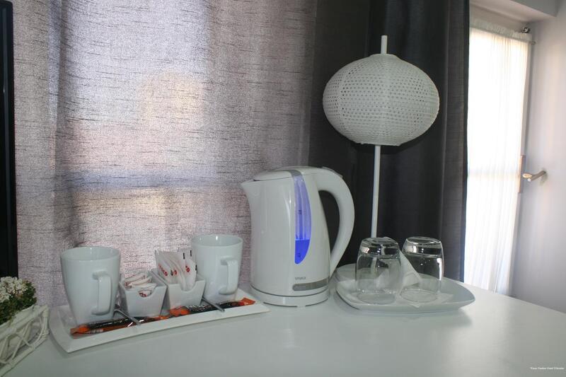 Фото Rose Garden Hotel