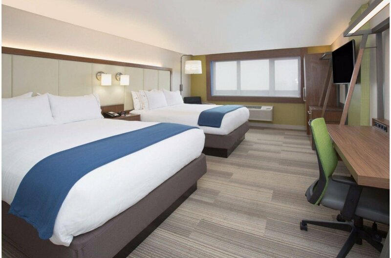 Гостиница Holiday Inn Express & Suites Lenexa - Overland Park Area, an Ihg Hotel