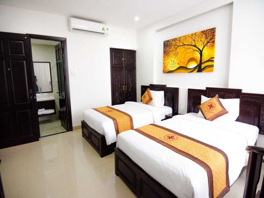 Фото Hoa Phong Hotel