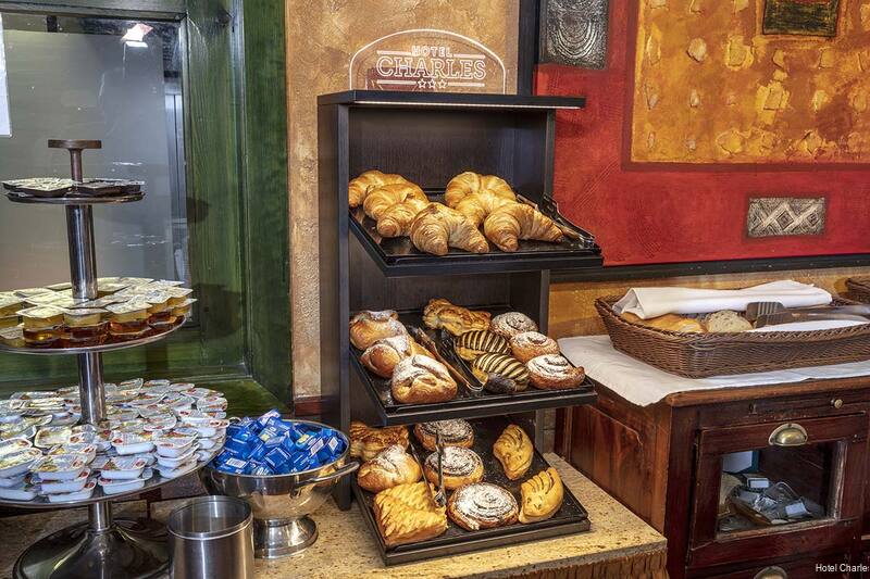 Фото Hotel Charles