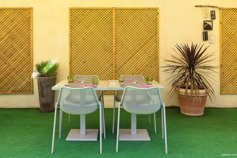 Фото Esatitude Hôtel