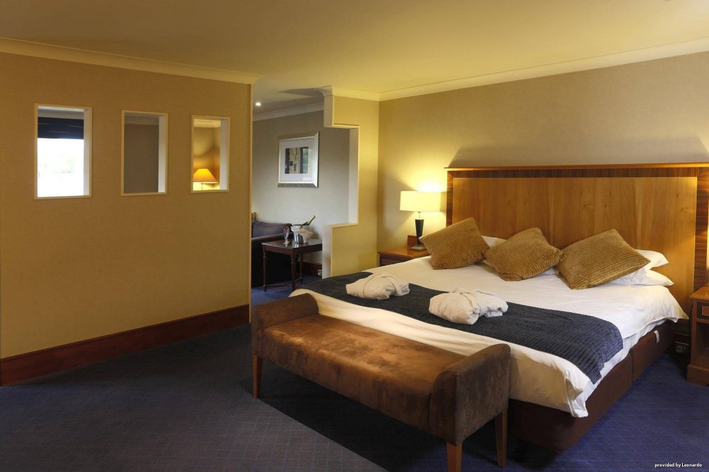 Фото DoubleTree by Hilton Stoke on Trent