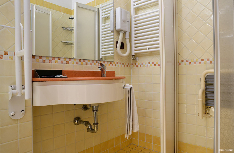 Фото Hotel Kennedy