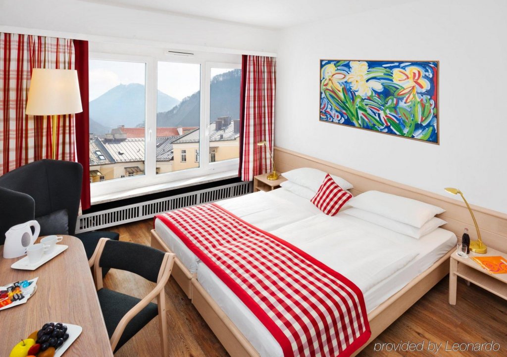 Фото отеля 3