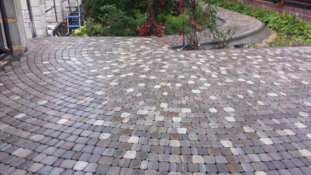 رصف البلاط Paving slabs TarusaTrotuar ، ، صورة
