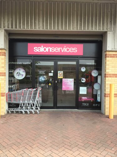 Hairdresser Salon Services, England, photo