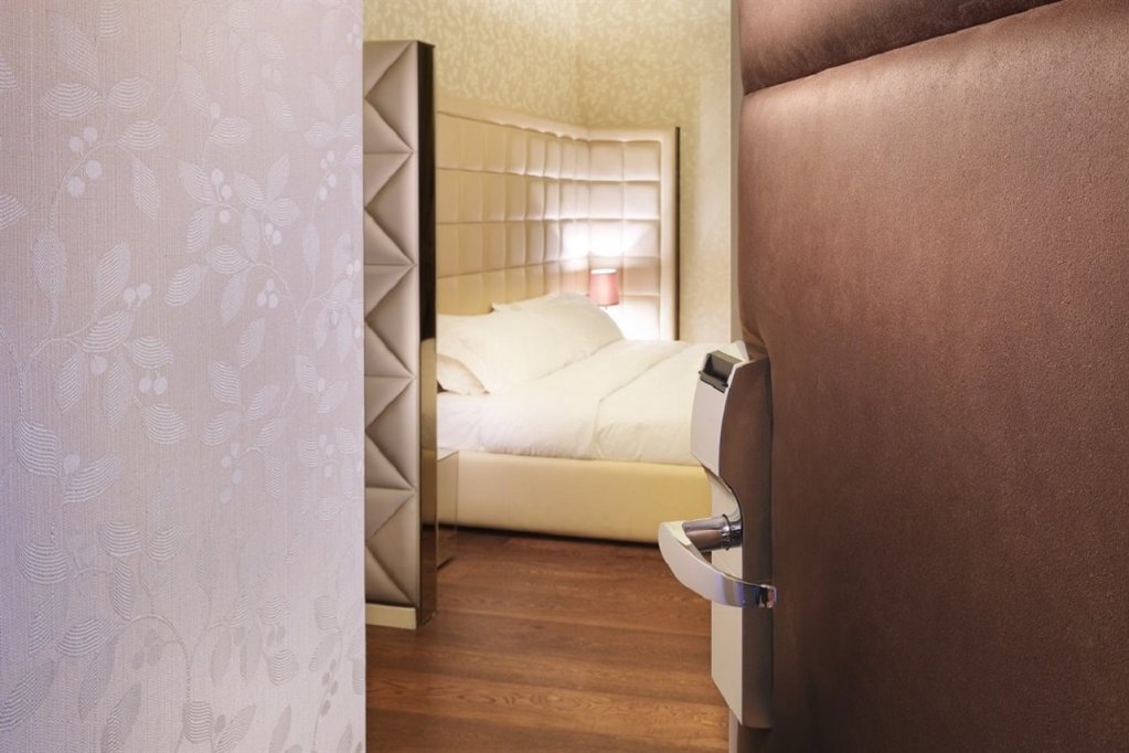 Фото Spagna Royal Suite