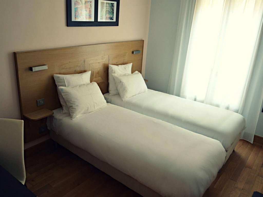 Фото Hotel Eiffel XV