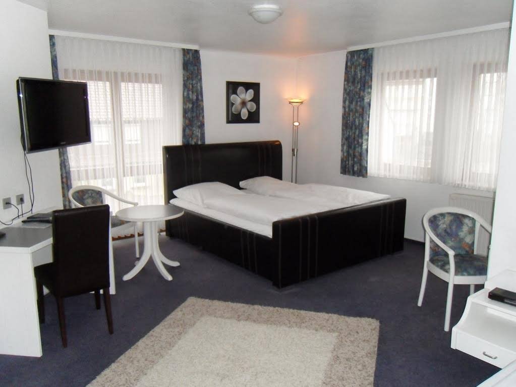 Фото Hotel Gasthof Traube