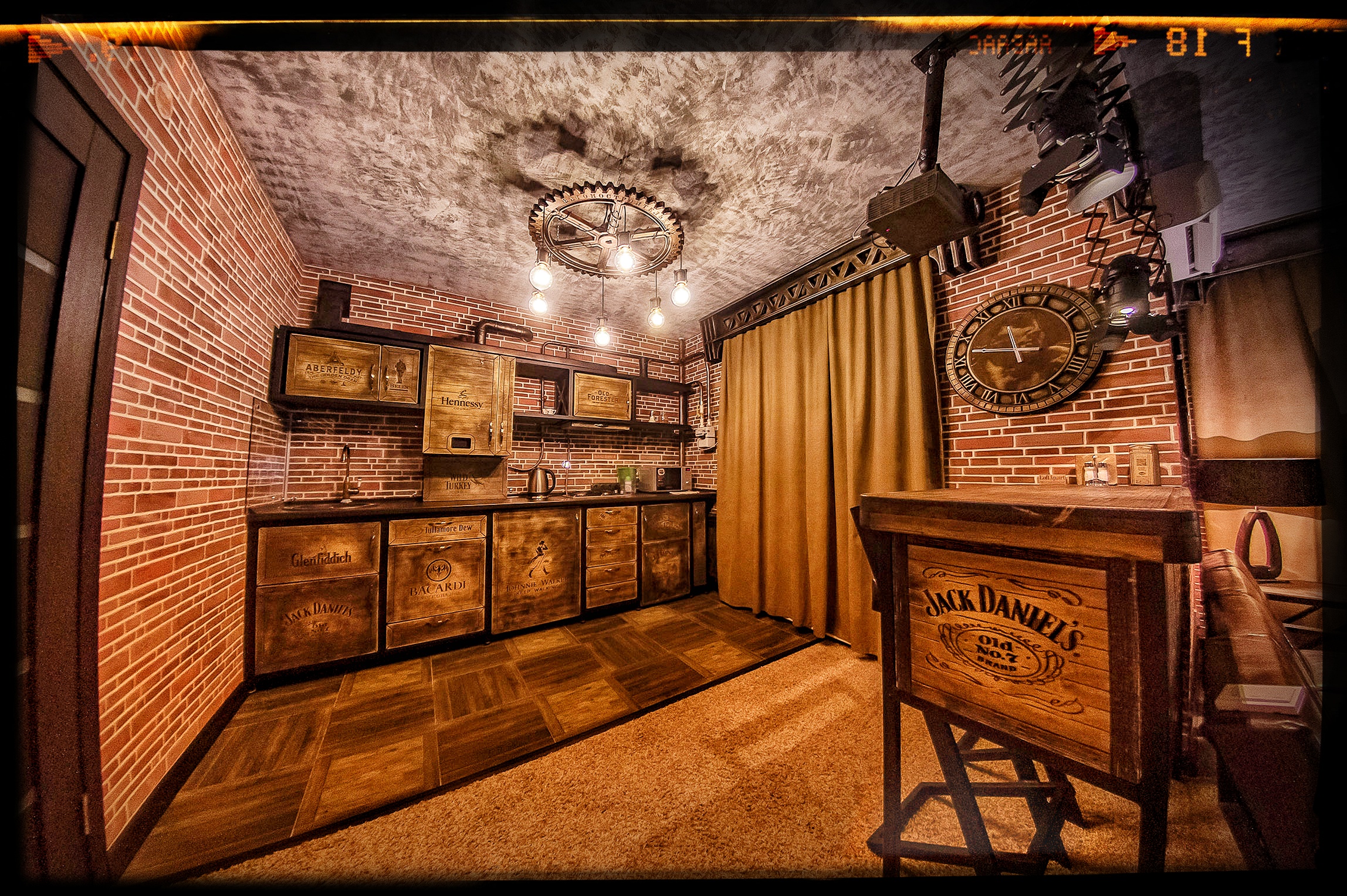 Фото ЛофтАп. арт