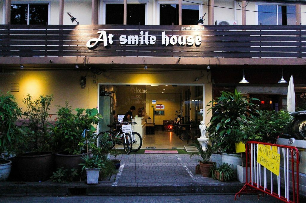 Hotel At smile house, Bangkok, photo