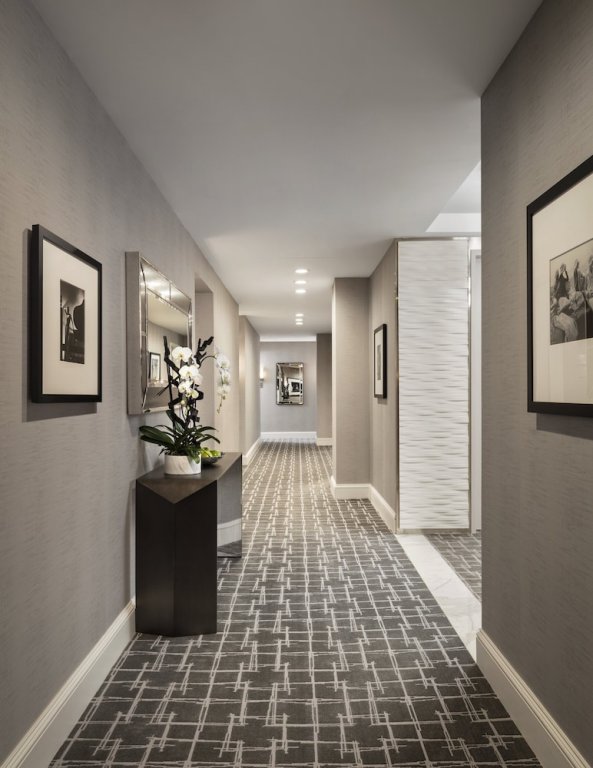 Фото  Trump International Hotel & Tower New York