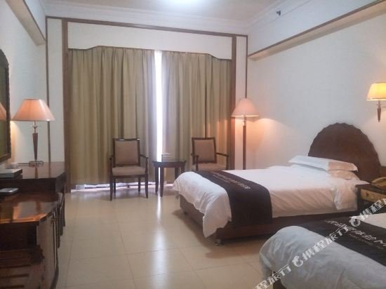 Фото Hainan Yehai Hotel