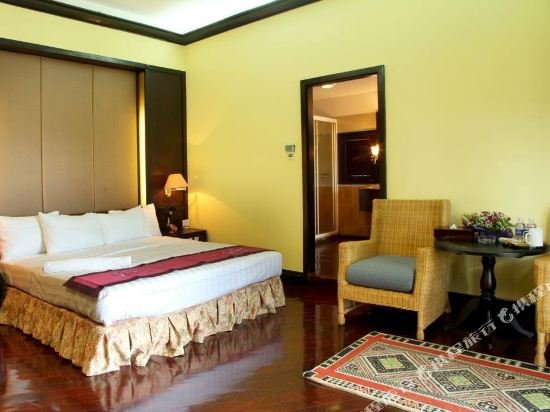 Фото Blue Water Dalat Hotel