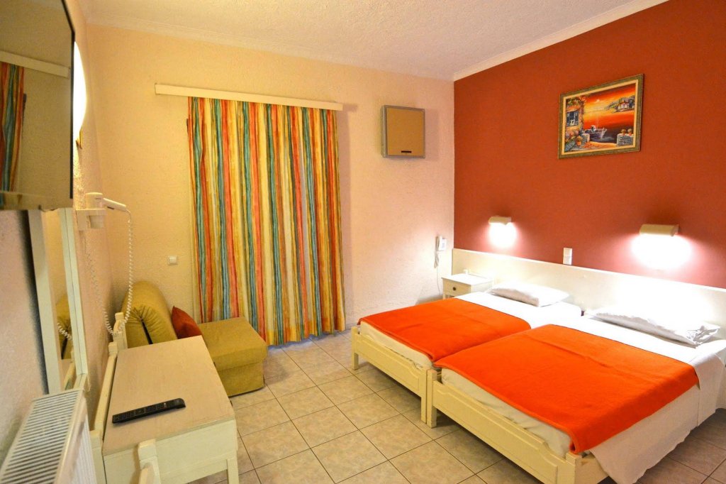 Фото Paloma Blanca Hotel