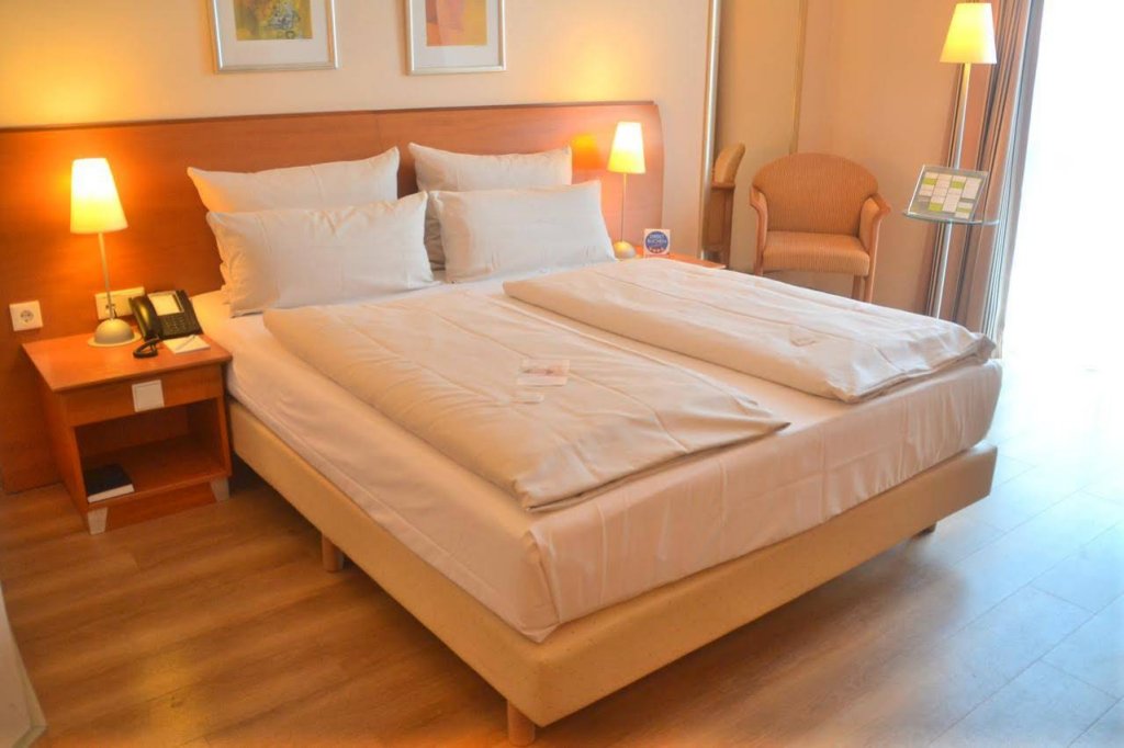 Фото PhiLeRo Hotel Köln