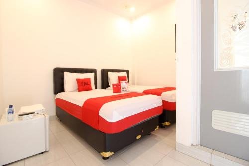 Фото RedDoorz Plus @ Prawirotaman Area