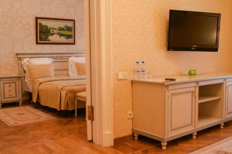 Фото Бутик-отель Петровский путевой дворец