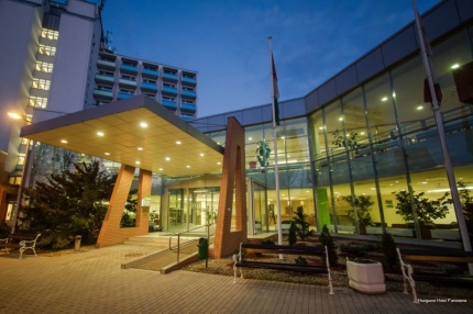 Фото Hunguest Hotel Panorama