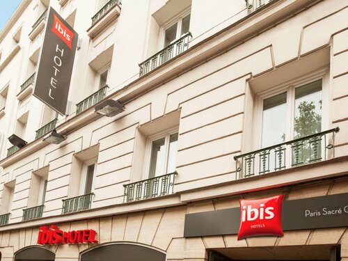 Гостиница Hôtel Ibis Paris Sacré Coeur в Париже