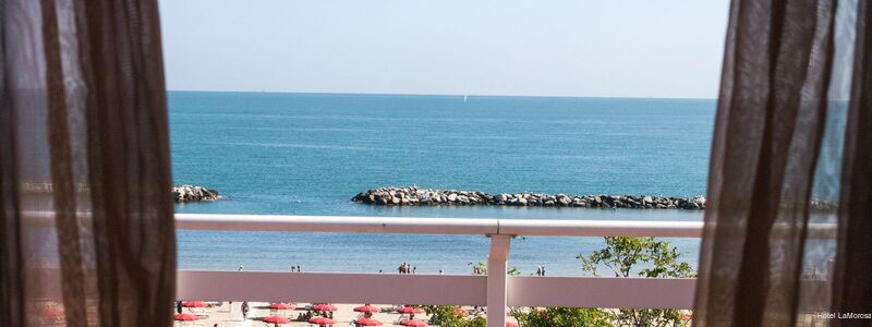 Фото Hotel LaMorosa